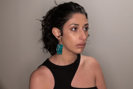 Sarana - Wavy Dangle Earrings